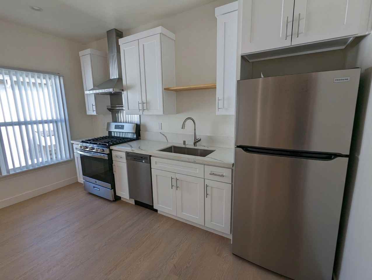 559 N. Normandie Ave - Photo 2 of 50