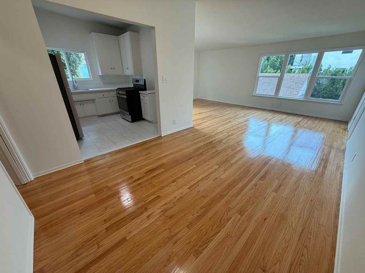 1514 S Orange Grove Ave - Photo 7 of 50