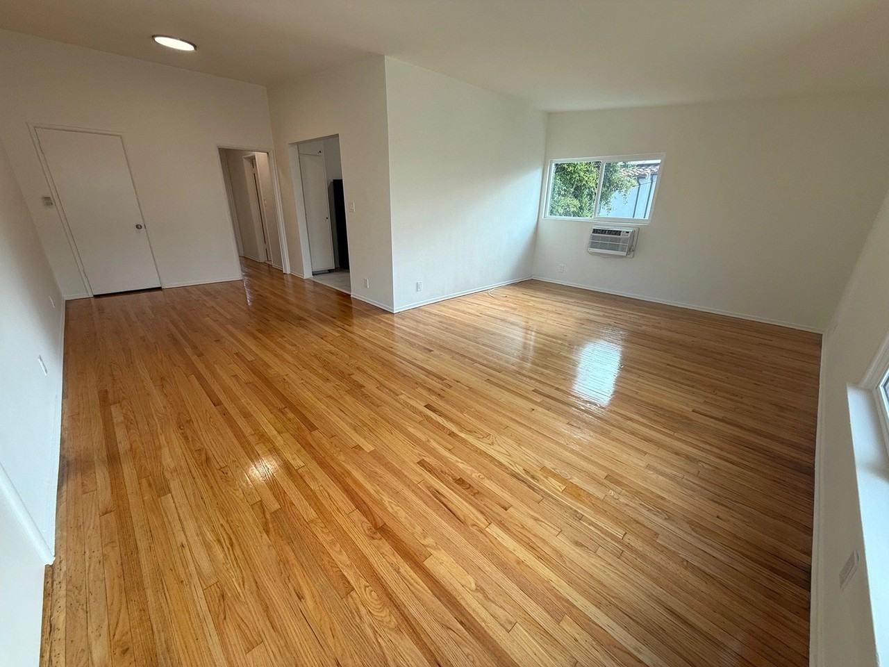 1514 S Orange Grove Ave - Photo 4 of 50