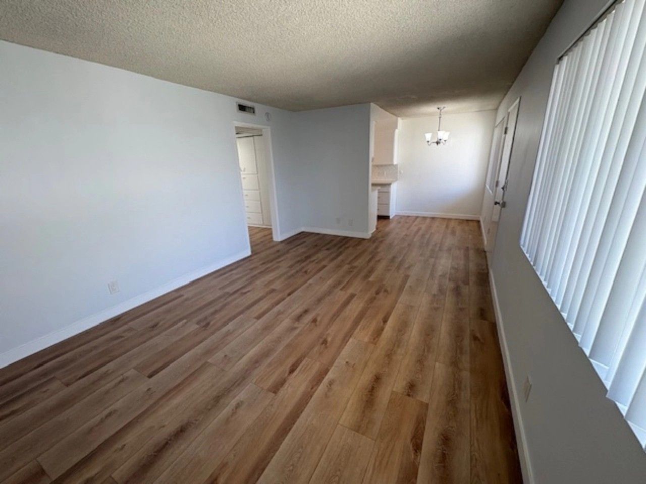 266  S. Oak Knoll Avenue Pasadena CA 91101 - Photo 5 of 10