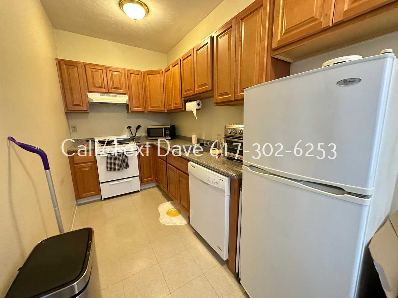 232 Kelton St #4 - Photo 3 of 12