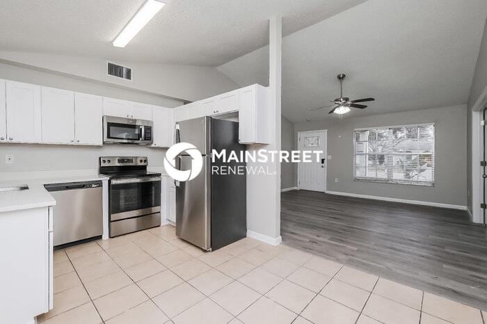 7220 Exemplar Dr - Photo 6 of 16