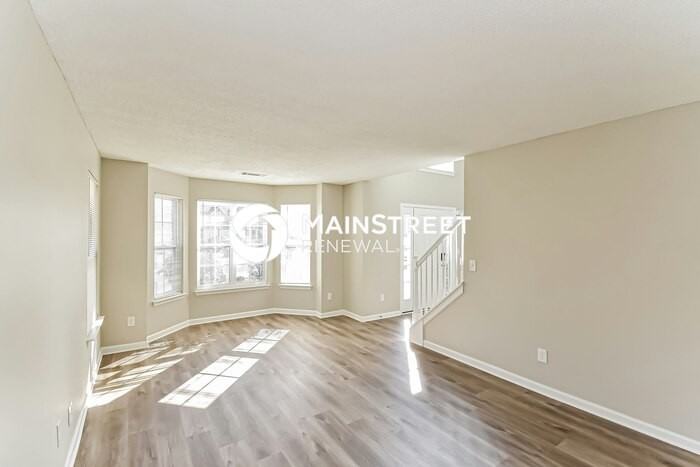 270 Redding Rdg - Photo 6 of 17
