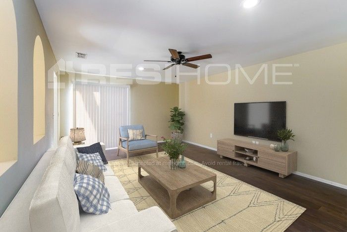 6217 Doe Cir W - Photo 5 of 18