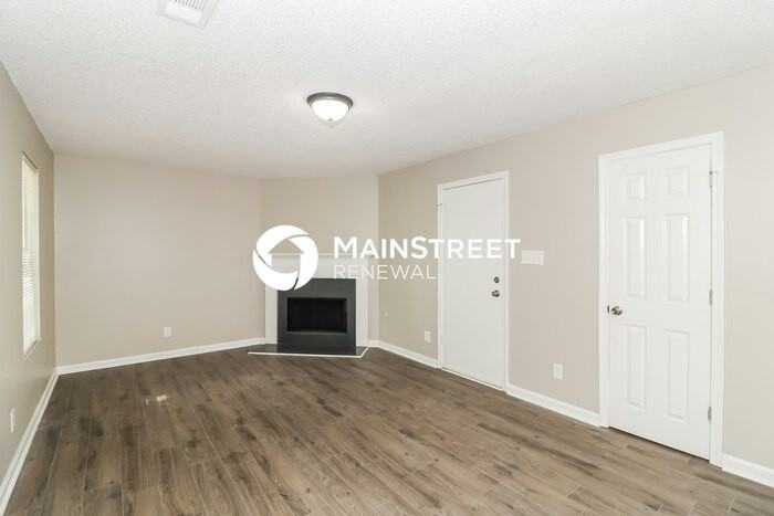 770 Stonebridge Cres - Photo 6 of 17