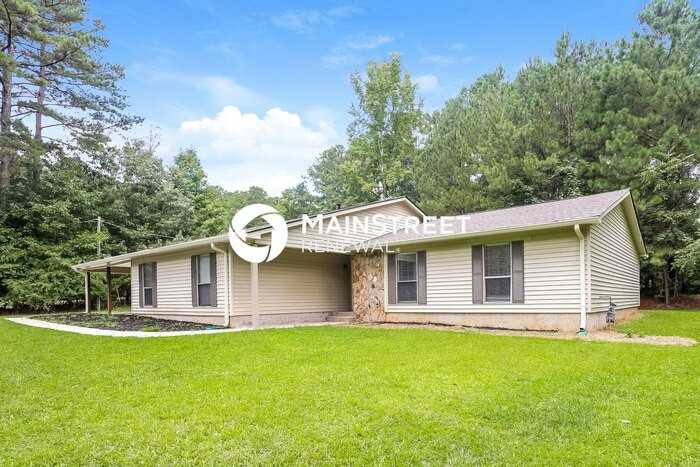 130 Huntcliff Ct - Photo 3 of 16