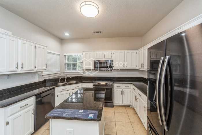 9485 Club Walk Ct - Photo 6 of 20