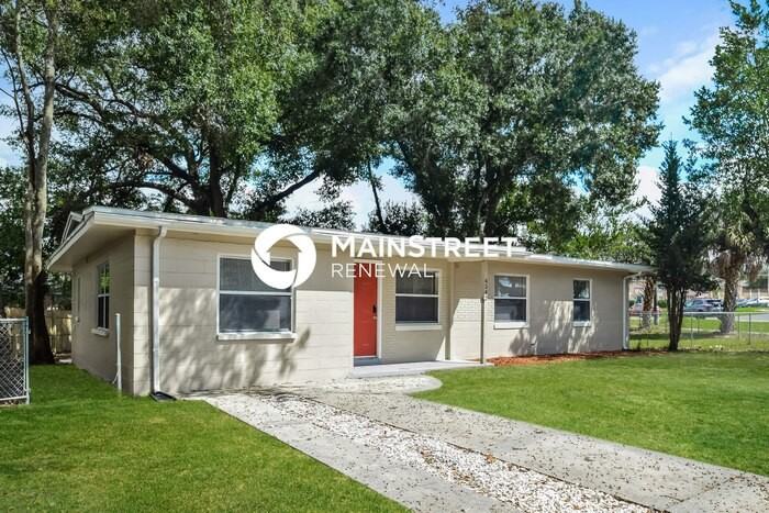 4542 Tarpon Dr - Photo 3 of 16