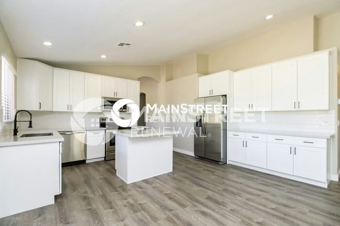 8402 S 20th Pl - Photo 6 of 16