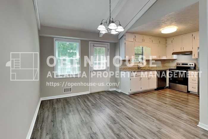 1627 Eric Cir - Photo 6 of 20