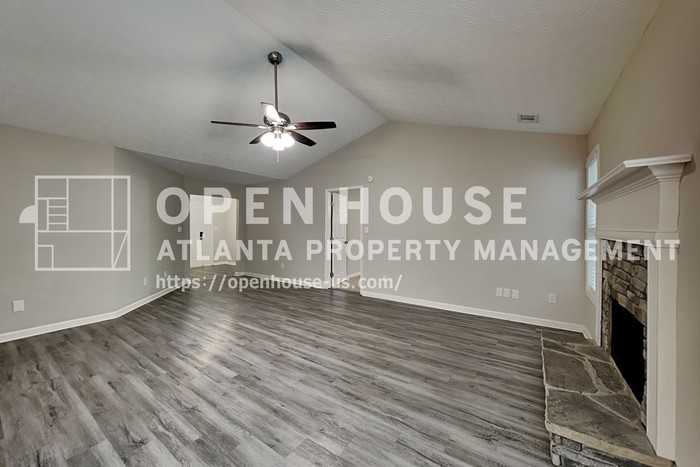 40 Colton Dr - Photo 5 of 21