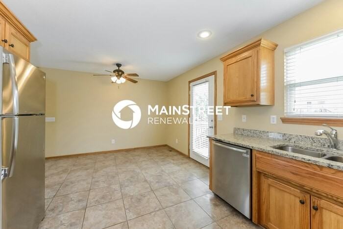 1700 Clear Creek Dr - Photo 6 of 17
