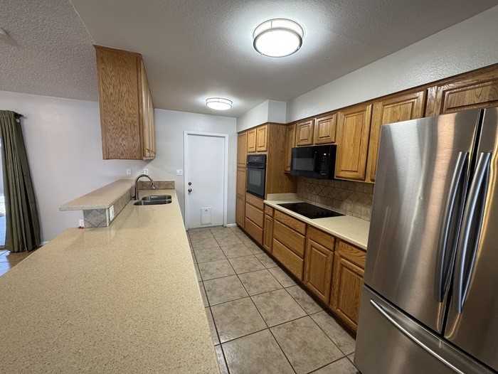 4329 W Garden Dr - Photo 2 of 21