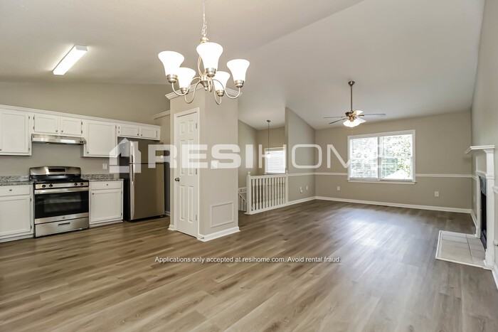232 Wesley Mill Ln - Photo 3 of 20