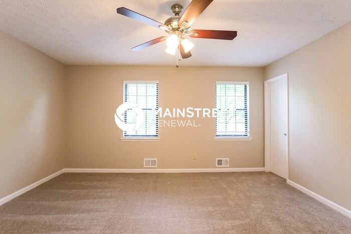 9570 Briar Creek Ln - Photo 7 of 14