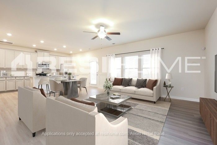 302 Buxton Ave - Photo 5 of 17