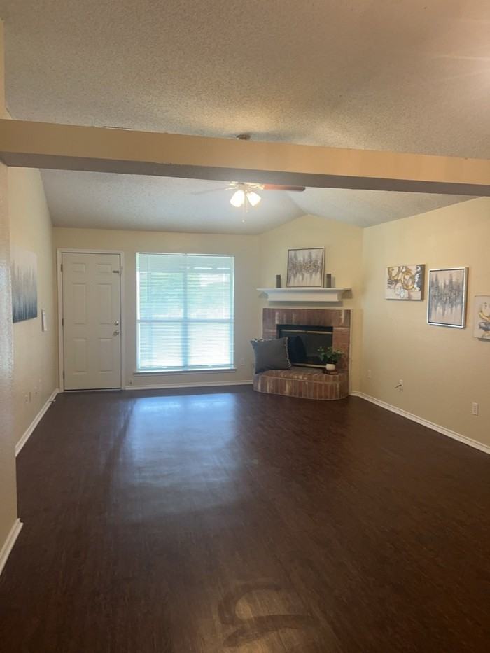 10409 Pleasant Mound Dr - Photo 5 of 18