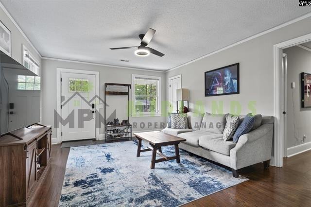 1514 Hibiscus St - Photo 5 of 28