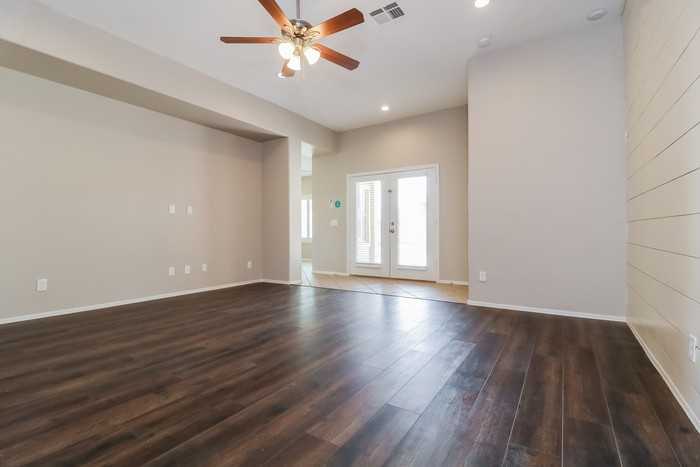 21957 W Tonto St - Photo 7 of 16
