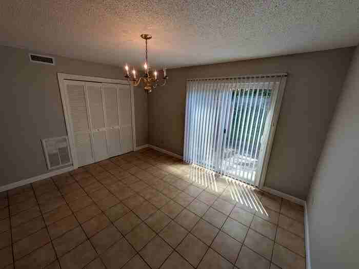 3900 N Center St #1 - Photo 5 of 15