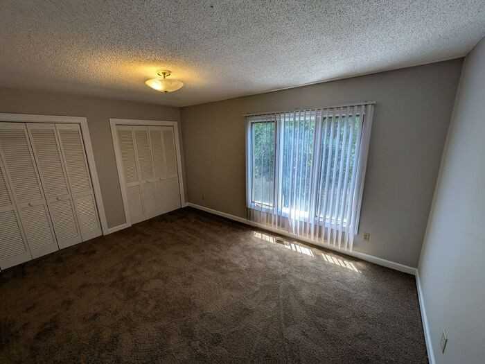 3900 N Center St #1 - Photo 7 of 15