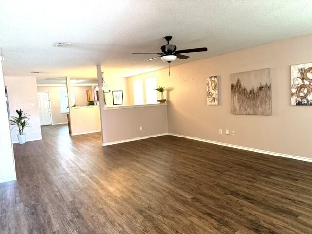 709 Granite Ridge Dr - Photo 3 of 16