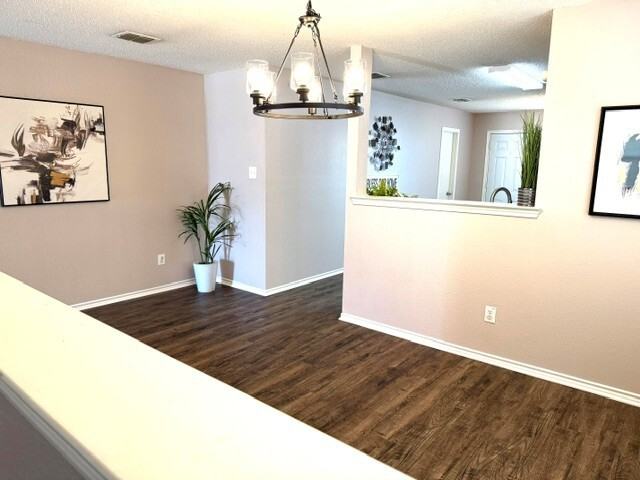 709 Granite Ridge Dr - Photo 5 of 16