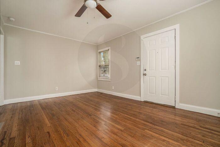 973 Lawton St Sw - Photo 4 of 24