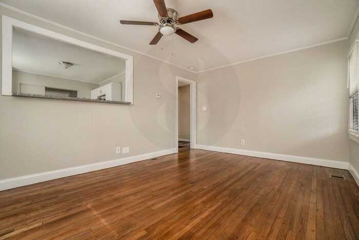 973 Lawton St Sw - Photo 5 of 24