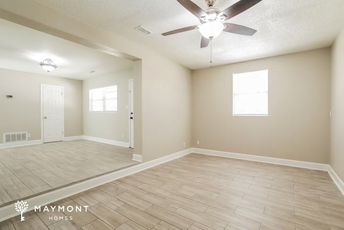 7260 Old Kings Rd S - Photo 4 of 11