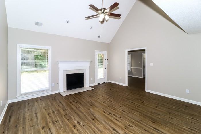 9159 Bellehurst Cv - Photo 2 of 16