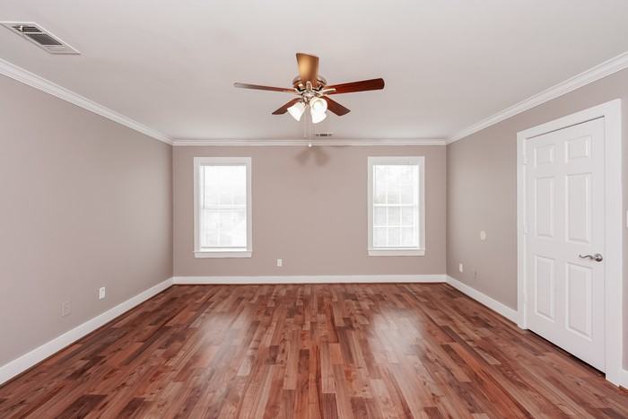 5439 Camellia Ln - Photo 5 of 10