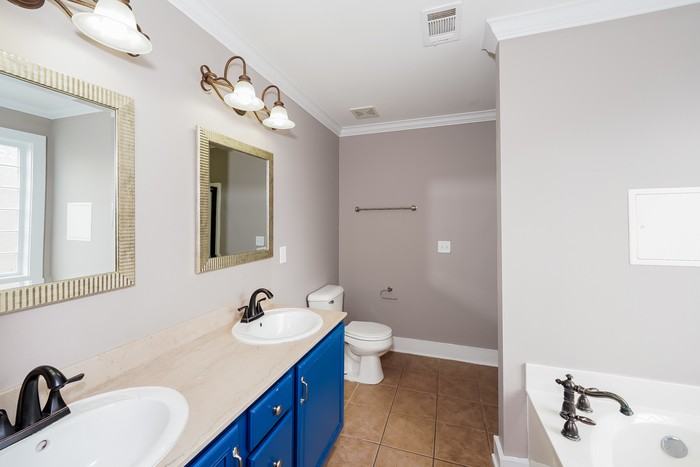 5439 Camellia Ln - Photo 6 of 10