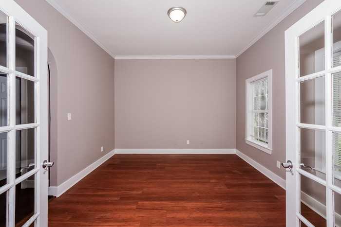 5439 Camellia Ln - Photo 7 of 10