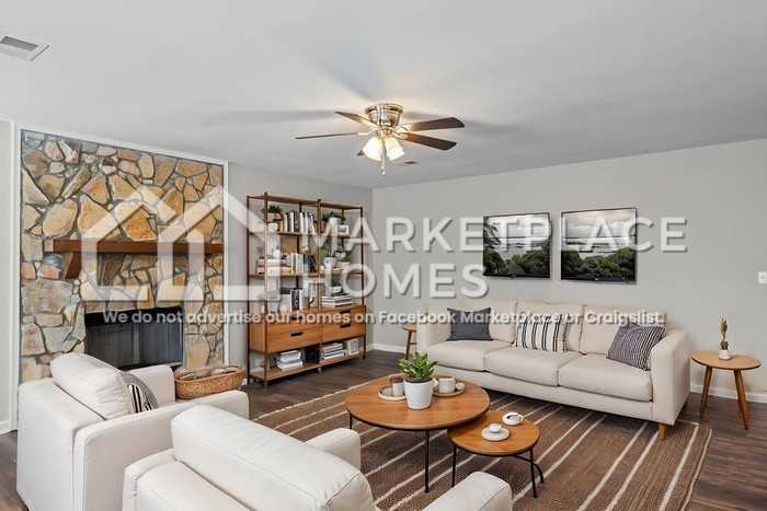 2834 Brentway Dr - Photo 7 of 34