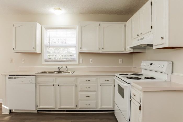 163 Creek Meadow Dr - Photo 5 of 12
