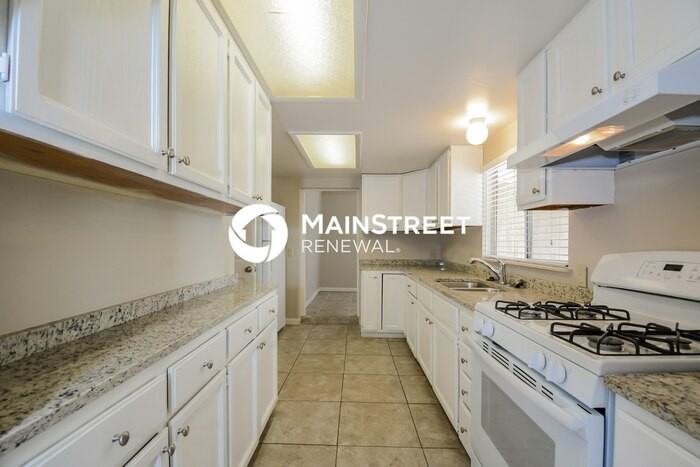 4209 S Liberty Ave - Photo 6 of 16