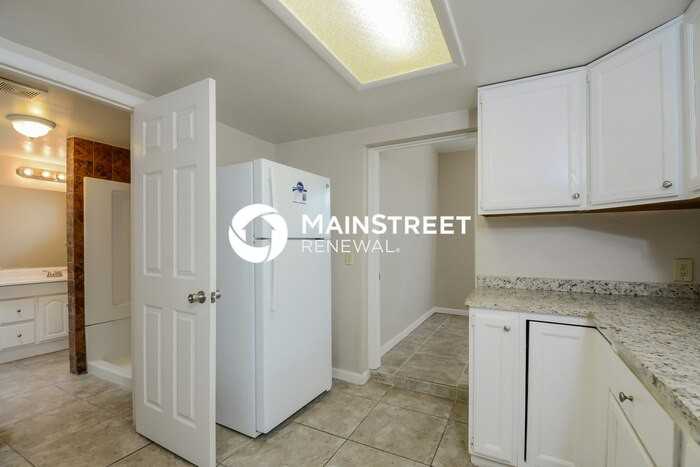 4209 S Liberty Ave - Photo 7 of 16