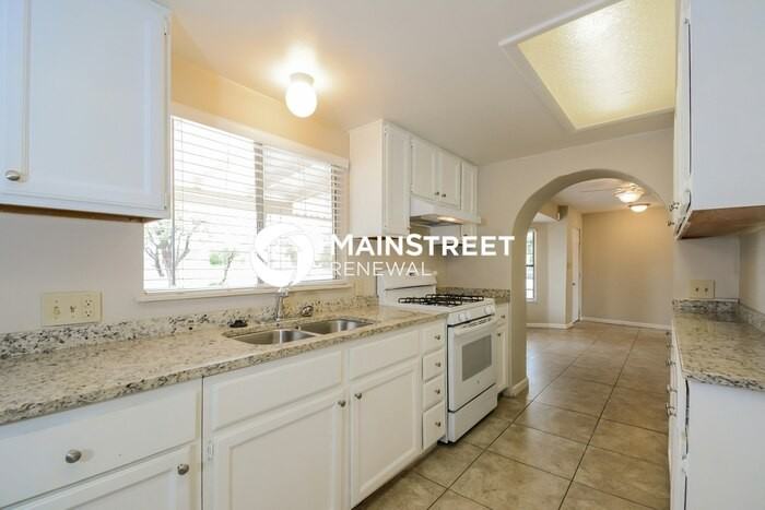 4209 S Liberty Ave - Photo 7 of 16