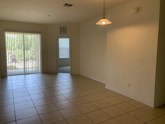8140 Serenity Spring Dr - Photo 2 of 5