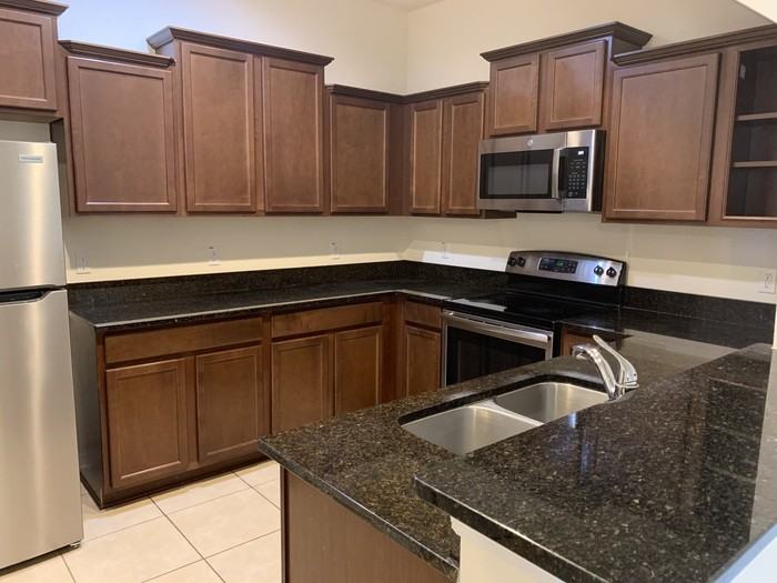 8140 Serenity Spring Dr - Photo 3 of 5