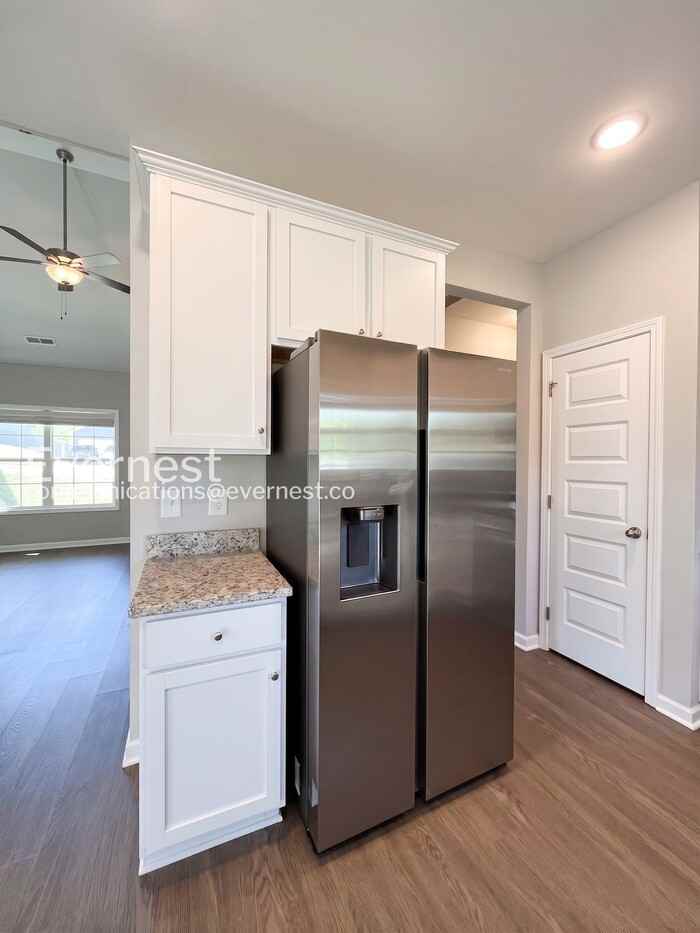 1031 Echo Ridge Rd - Photo 7 of 31