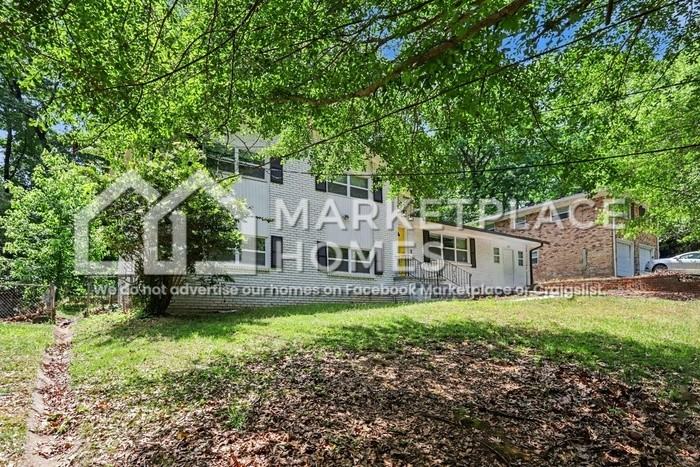 2470 Glenrock Dr #B - Photo 2 of 21