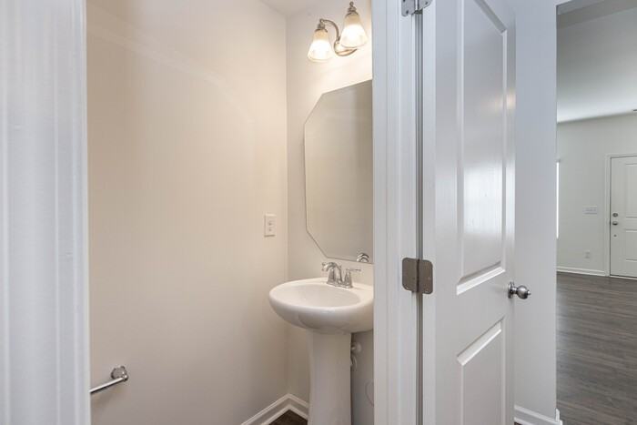 2819 Grace Green Ct - Photo 4 of 15