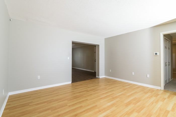 4750 Kempston Dr - Photo 3 of 20