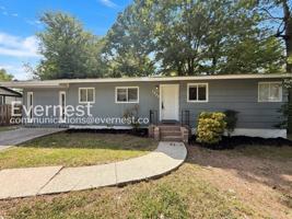 featured image of 1232 Oakwood St