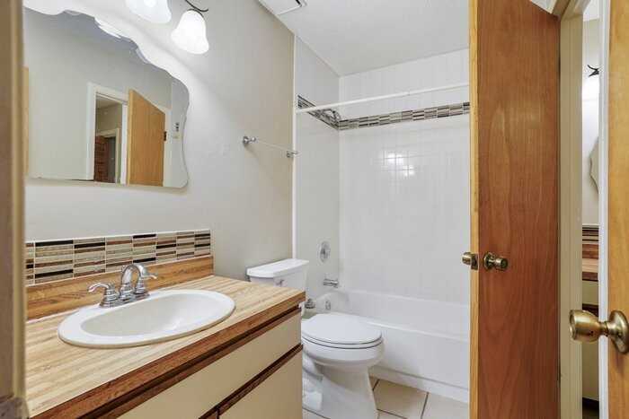 3517 Peeler Rd #23 - Photo 4 of 22