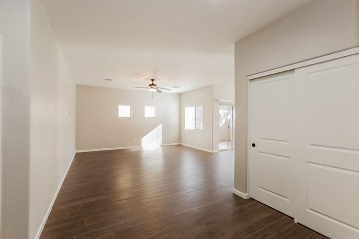 1834 W Minton St - Photo 4 of 21