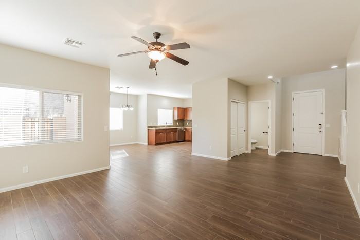 1834 W Minton St - Photo 5 of 21