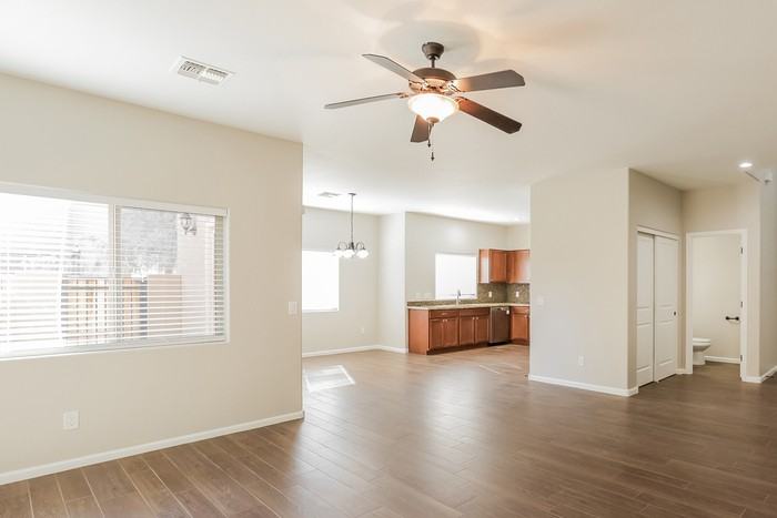 1834 W Minton St - Photo 6 of 21